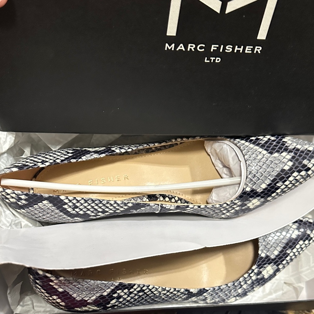 Marc Fisher Black and Cream Snakeskin heels